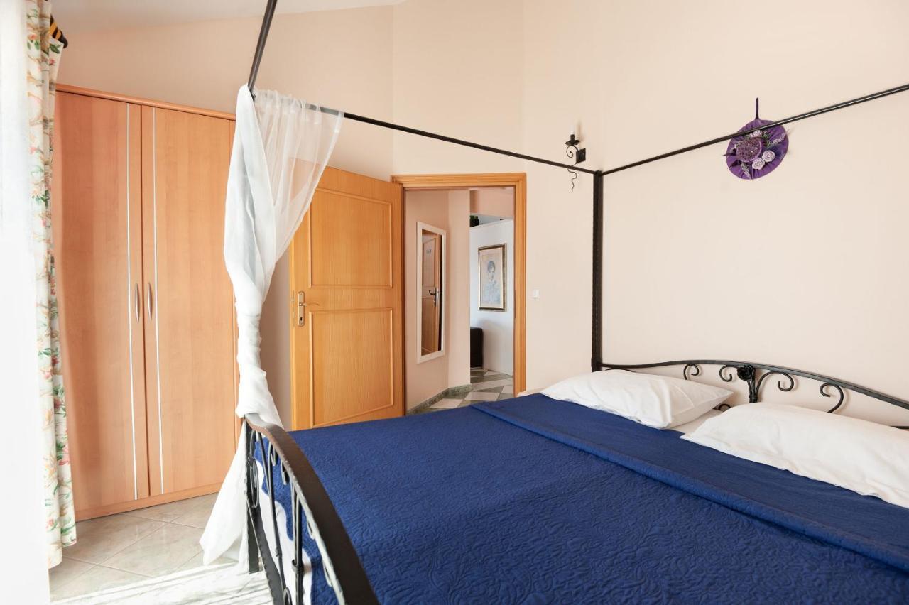 Apartments Gordana Lokva Rogoznica Kültér fotó