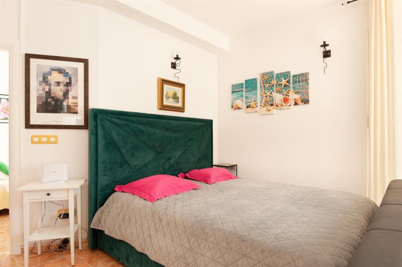 Apartments Gordana Lokva Rogoznica Kültér fotó