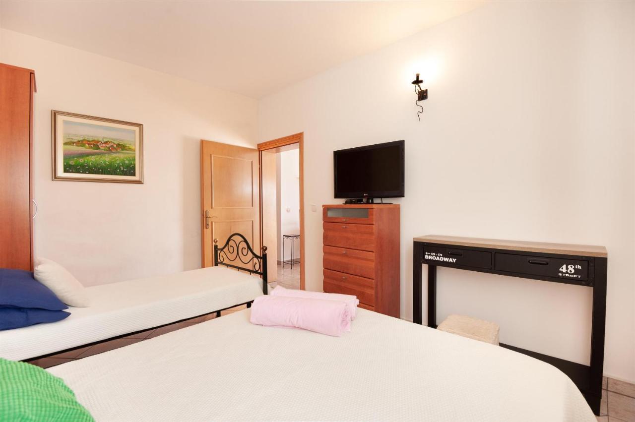 Apartments Gordana Lokva Rogoznica Kültér fotó